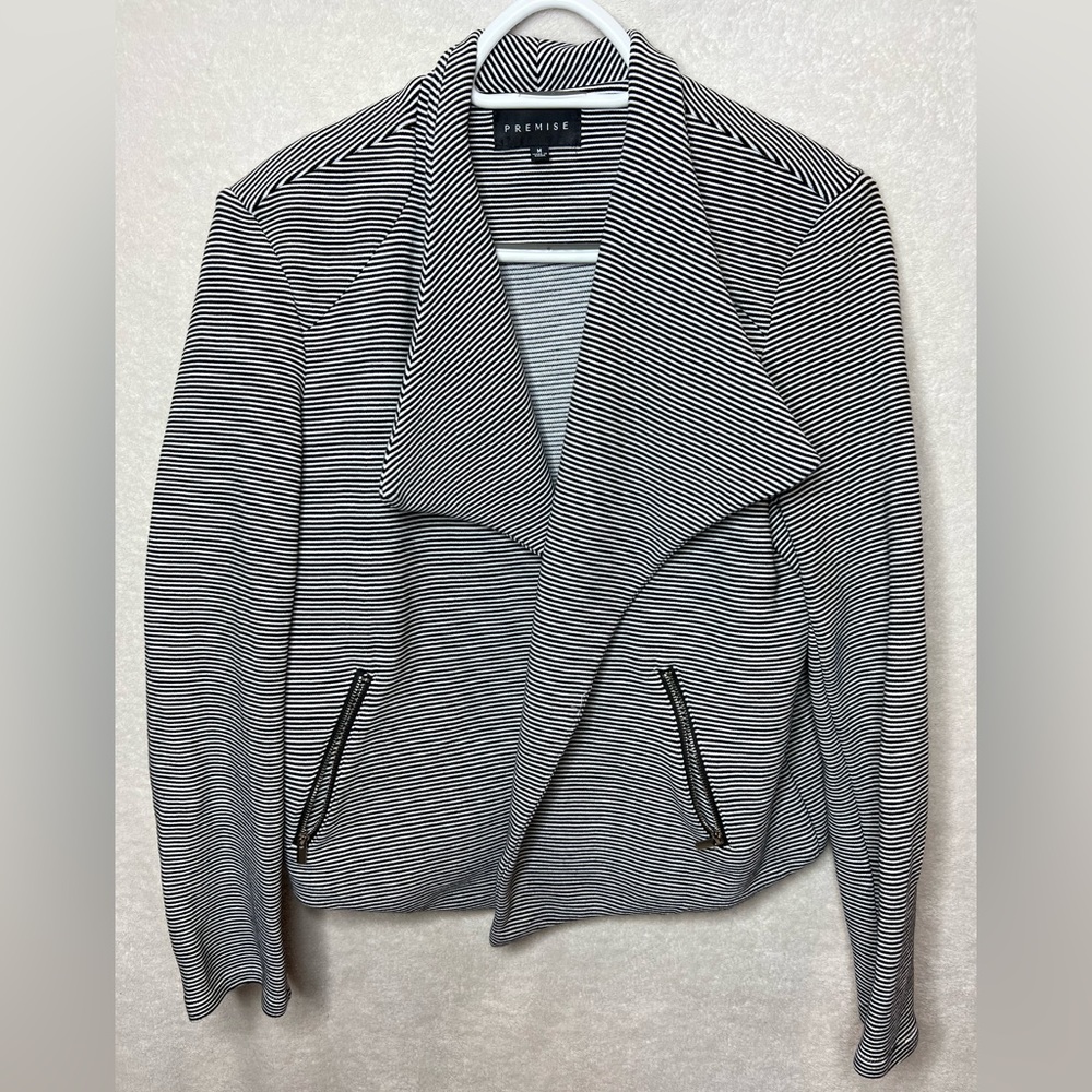 Black & white striped blazer